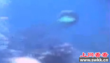 水下ufo图片
