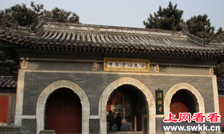 潭柘寺