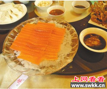 洛阳餐桌上的美味：虹鳟鱼