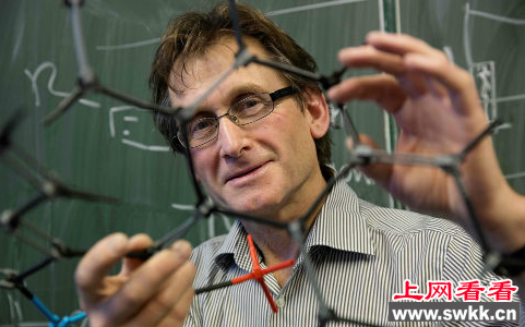 诺贝尔化学奖得主伯纳德·L·费林加来中国执教