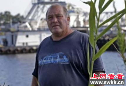 美国男称被外星人绑架　