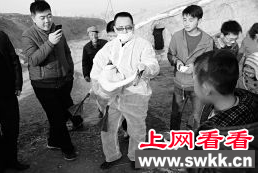 国家二级保护动物疣鼻天鹅获救