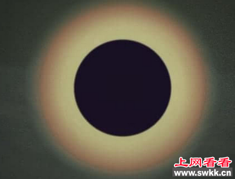 宇宙黑洞