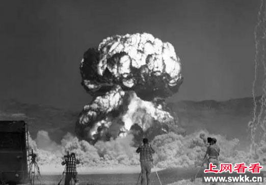 原子弹爆炸
