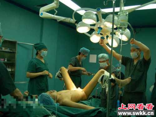 泰国人妖变性全部过程