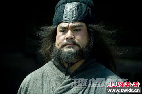 猛将张飞致死原因：喝醉酒就把部下看成猪