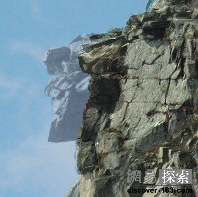 倒塌后的老人山